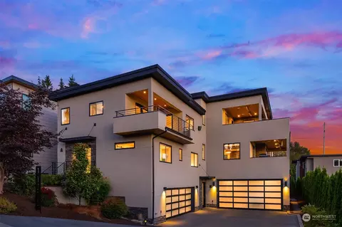 11211 NE 88th St #A, Kirkland, WA 98033