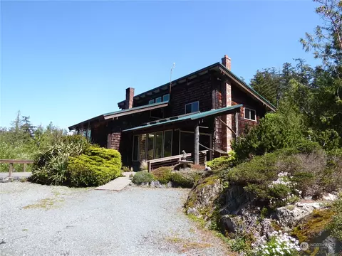 11973 Havekost Rd, Anacortes, WA 98221