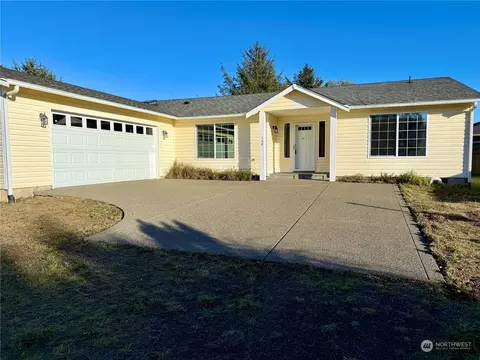 349 N Wynoochee Dr SW, Ocean Shores, WA 98569