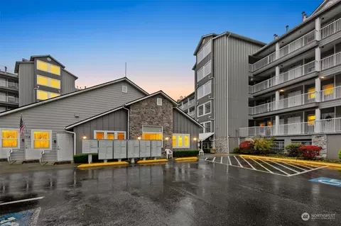 1318 37th St #2518, Everett, WA 98201
