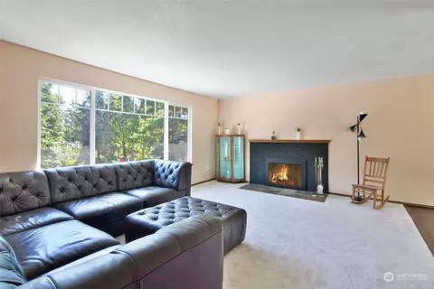 Living - 8620 Shadow Wood Dr, Everett, WA 98208 photo 1 of 4