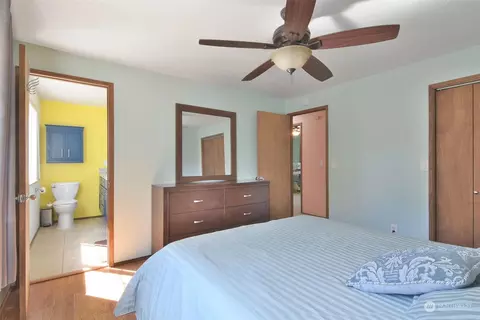 Bedroom - 8620 Shadow Wood Dr, Everett, WA 98208 photo 2 of 4