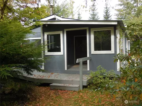 12085 Bethel Burley Rd SE, Port Orchard, WA 98367