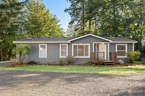 565 SW Dogwood Rd, Port Orchard, WA 98367