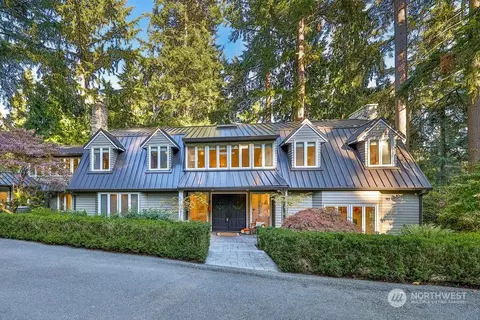 13413 NE 32nd Ln, Bellevue, WA 98005