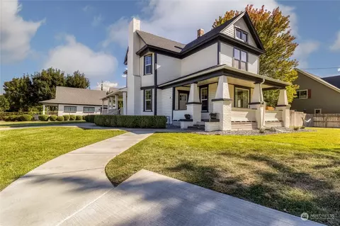 18 Shangri La Ct, Walla Walla, WA 99362