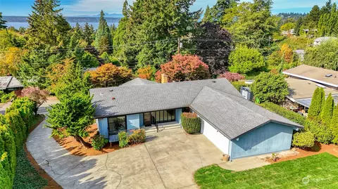 19002 4th Ave SW, Normandy Park, WA 98166