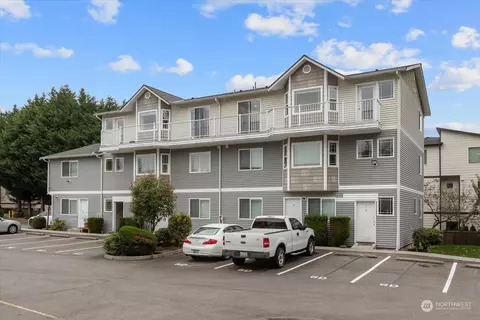 3322 148th St SW #D7, Lynnwood, WA 98087