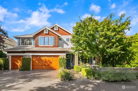 6020 Lake Washington Blvd SE, Bellevue, WA 98006