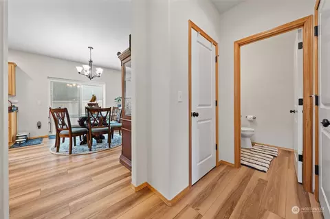 126 195th Pl SW, Bothell, WA 98021 photo 11