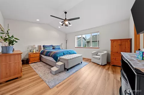 126 195th Pl SW, Bothell, WA 98021 photo 14