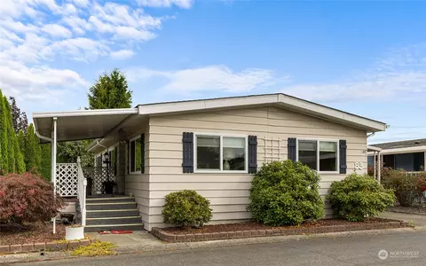1402 22nd St NE #83, Auburn, WA 98002