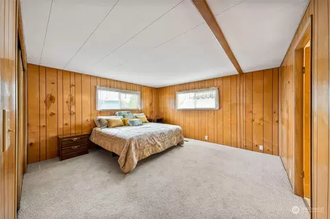 933 Mtvilla, Enumclaw, WA 98022 photo 14