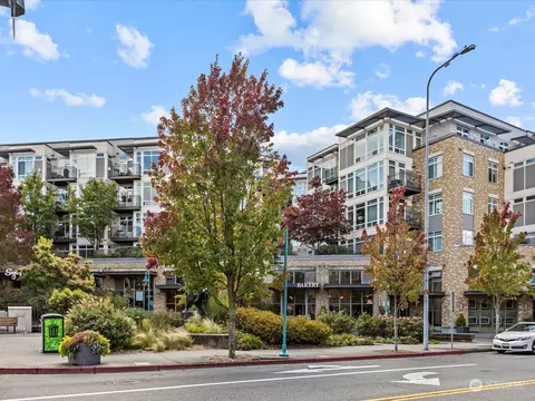 211 Kirkland Ave #306, Kirkland, WA 98033
