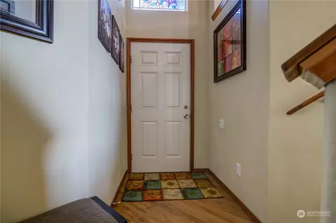Entry Way - 1209 Bluejay Ave SW, Orting, WA 98360 photo 2 of 3
