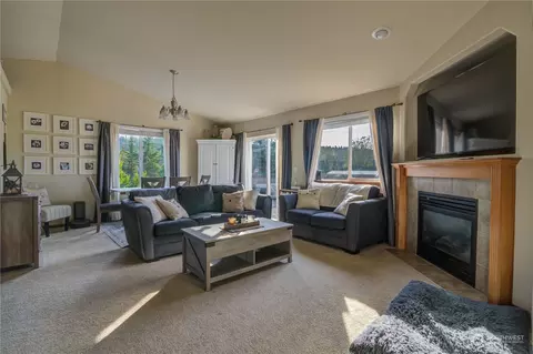 Living - 1209 Bluejay Ave SW, Orting, WA 98360 photo 1 of 3