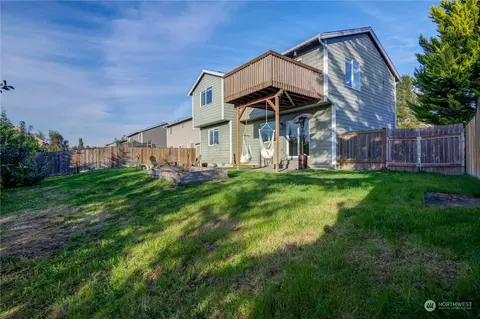 Exterior - 1209 Bluejay Ave SW, Orting, WA 98360 photo 4 of 5