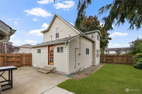 Exterior - 3048 Porter St, Enumclaw, WA 98022 photo 10 of 14