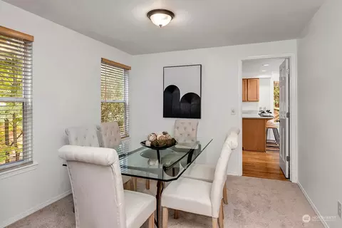 Dining - 16313 123rd Pl NE, Bothell, WA 98011 photo 1 of 4