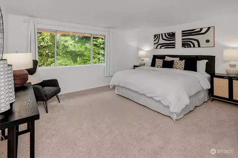 Bedroom - 16313 123rd Pl NE, Bothell, WA 98011 photo 1 of 7