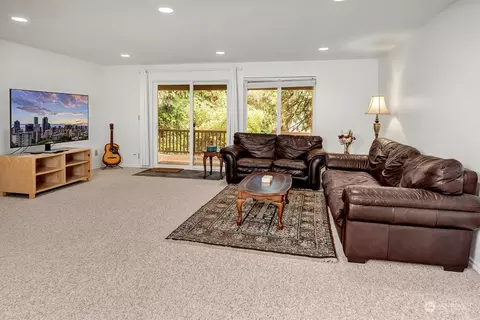 Living - 16313 123rd Pl NE, Bothell, WA 98011 photo 4 of 4