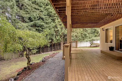 Exterior - 16313 123rd Pl NE, Bothell, WA 98011 photo 3 of 5