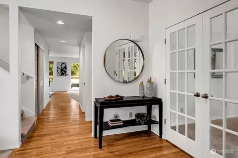 Entry Way - 16313 123rd Pl NE, Bothell, WA 98011 photo 1 of 2