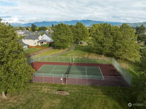 View/Area - 550 Hamilton Pl, Enumclaw, WA 98022 photo 5 of 6