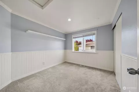 Bedroom - 550 Hamilton Pl, Enumclaw, WA 98022 photo 5 of 6