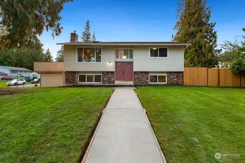 14607 55th Ave NE, Marysville, WA 98271