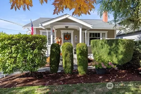 410 7th St NW, Puyallup, WA 98371