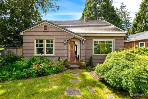 3049 NE 90th St, Seattle, WA 98115