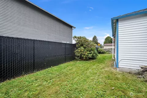 Exterior - 907 Baysinger Pl, Enumclaw, WA 98022 photo 6 of 7