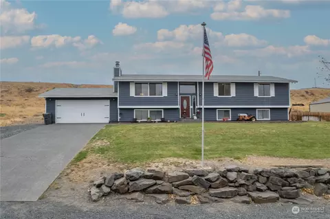 1437 D St SW, Ephrata, WA 98823