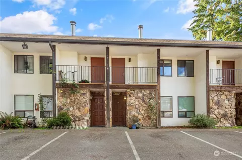 7816 196th St SW #D3, Edmonds, WA 98026