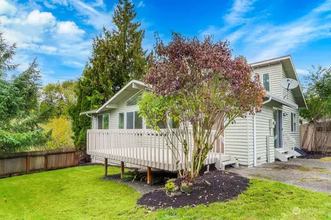 9420 1st Dr SE, Everett, WA 98208