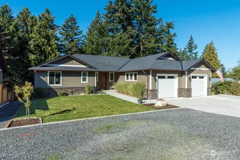 6226 76th Ave NE, Marysville, WA 98270