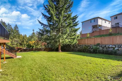 Exterior - 230 144th St SE, Everett, WA 98208 photo 3 of 7