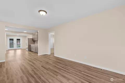 631 19th Ave, Longview, WA 98632 photo 8