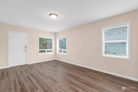 631 19th Ave, Longview, WA 98632 photo 6