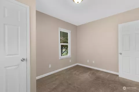 631 19th Ave, Longview, WA 98632 photo 10
