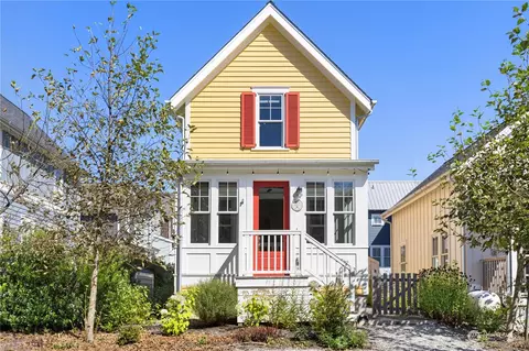 114 Flash Ln, Pacific Beach, WA 98571