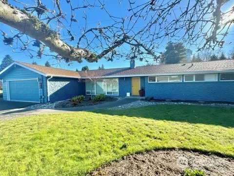 1860 123 Ave SE, Bellevue, WA 98005