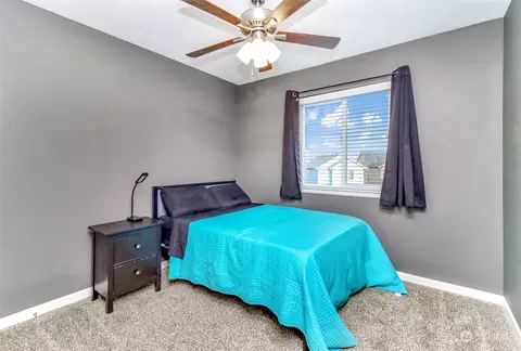 Bedroom - 20213 40th Ave E, Spanaway, WA 98387 photo 4 of 5