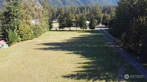 16764 Lewis River Rd, Cougar, WA 98616