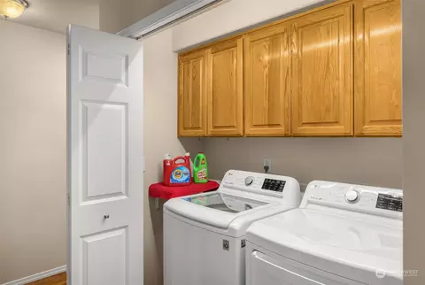 Other - 19416 2nd Dr SE #B, Bothell, WA 98012 photo 4 of 7