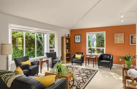 Living - 19416 2nd Dr SE #B, Bothell, WA 98012 photo 1 of 5