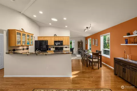 Other - 19416 2nd Dr SE #B, Bothell, WA 98012 photo 2 of 7