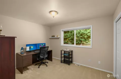 Bedroom - 19416 2nd Dr SE #B, Bothell, WA 98012 photo 3 of 3