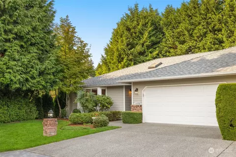 Exterior - 19416 2nd Dr SE #B, Bothell, WA 98012 photo 7 of 9